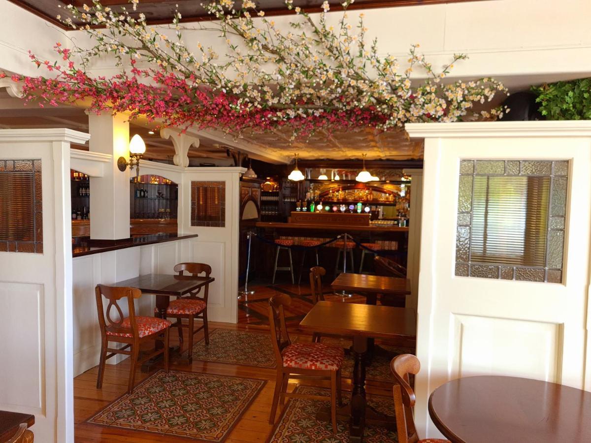 Killarney Court Hotel Bagian luar foto