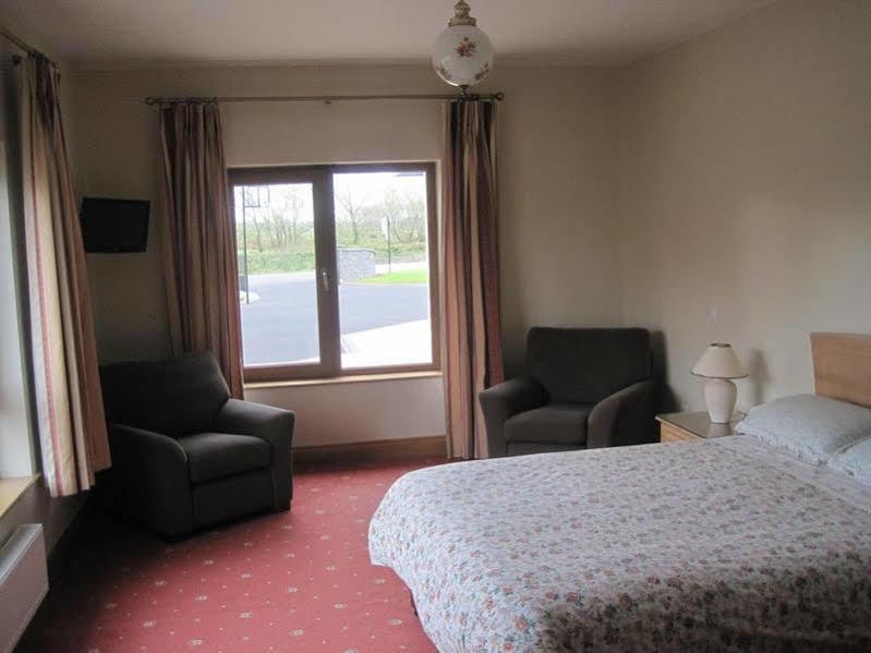 Killarney Court Hotel Bagian luar foto